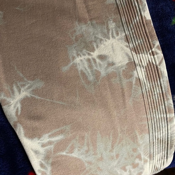 Naturyl Gemstone Legging - Picture 11 of 14